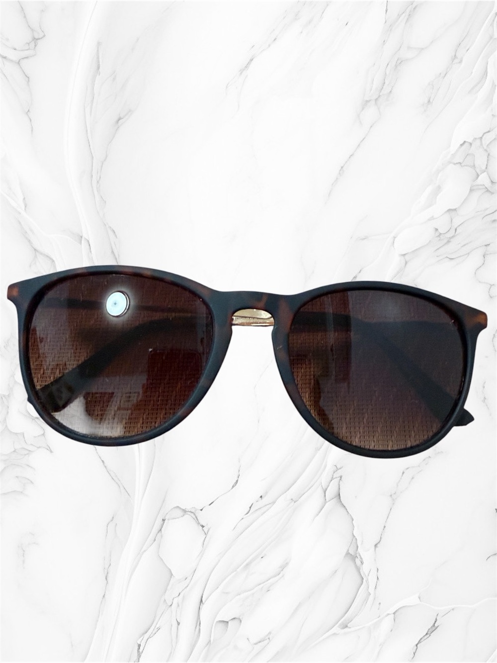 Hand polished Classic Round Brown Gradient Sunglasses